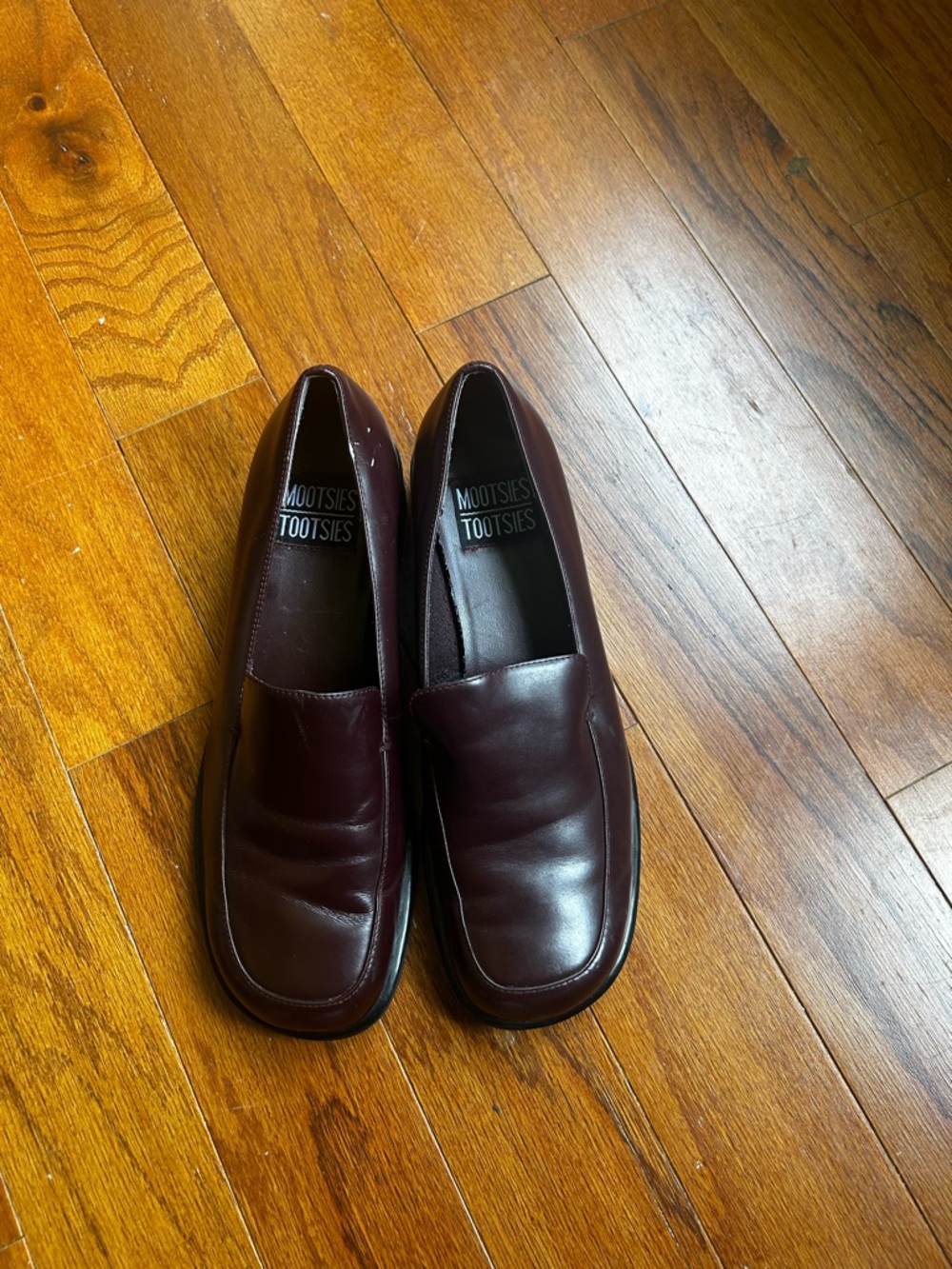 Slip-On Loafers in Burgundy Leather